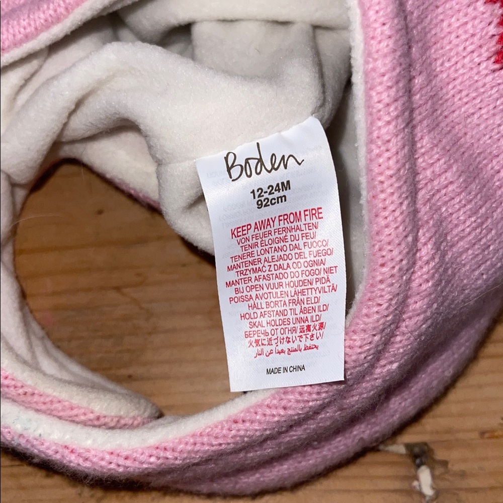 Holiday Hat - Picture 4 of 4